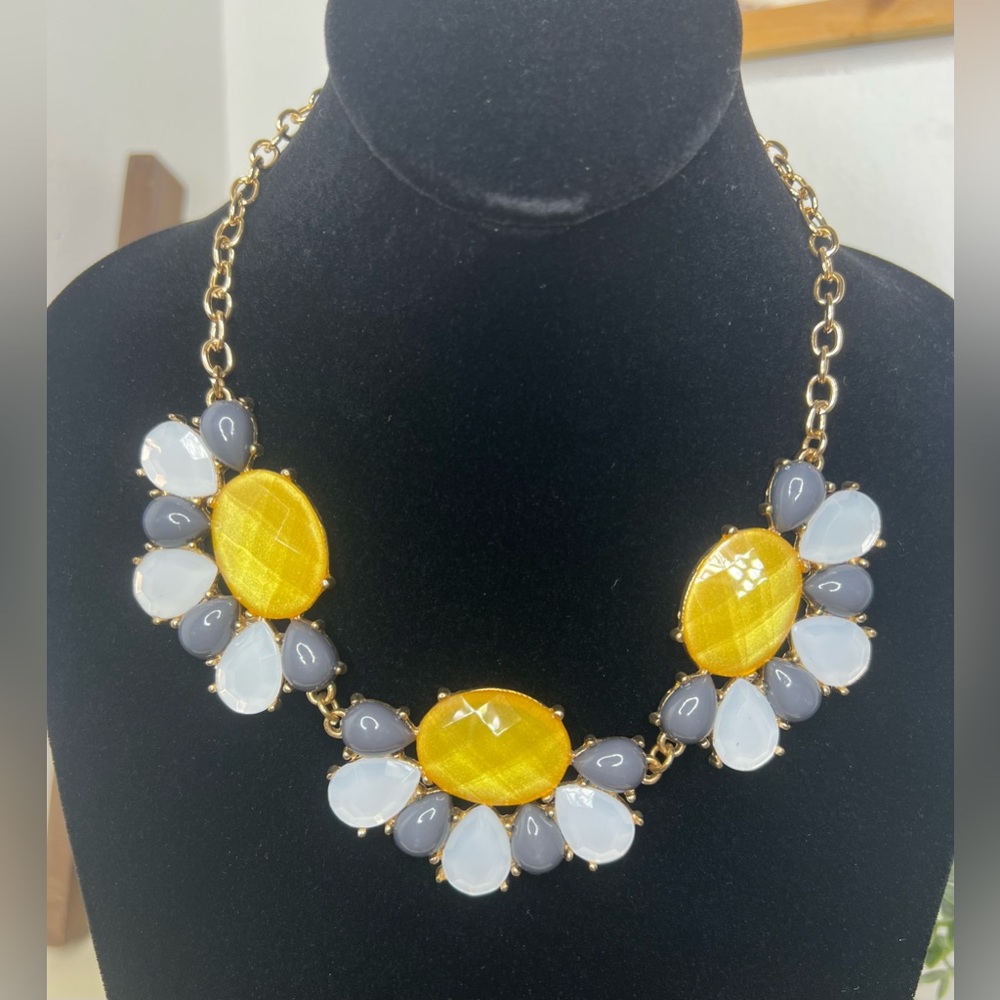 Charming Charlie Necklace